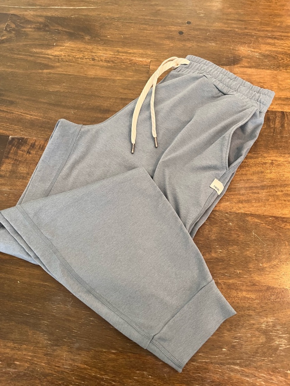 Vuori Women's Heather Blue Halo Joggers - Picture 2 of 8